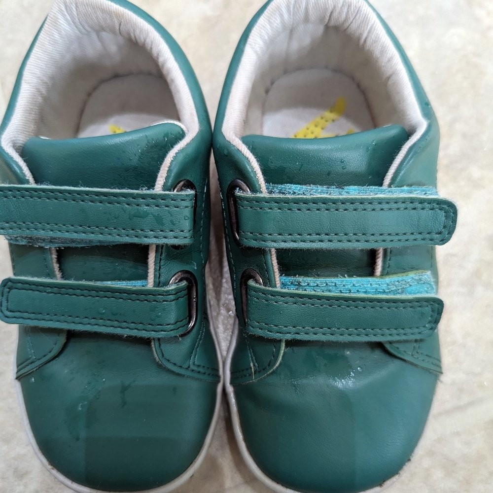 Ten Little Sneaker Shoes Everyday Original Toddler Size 9.5 Green Vegan Leather